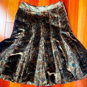 Ann Taylor flare velvet skirt with paisley size 0 petite NWT 18 %silk